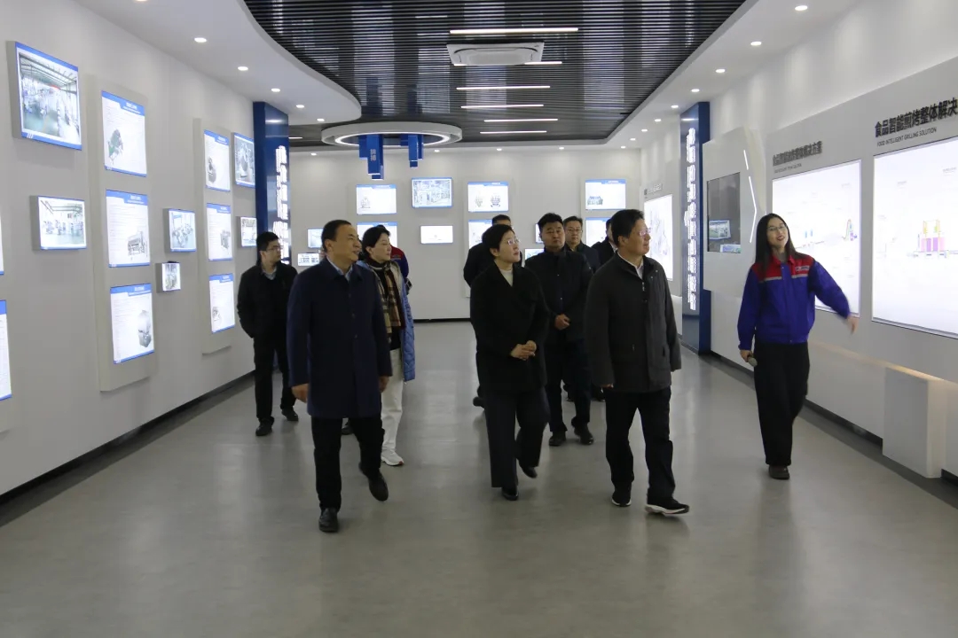 市政協(xié)黨組書(shū)記、主席孟慶斌一行赴銳智智能開(kāi)展調(diào)研指導(dǎo)工作